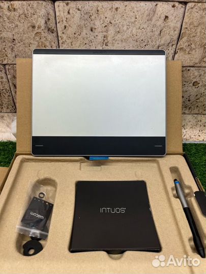 Планшет. Intuos 680s