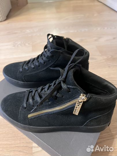 Продам ботинки Tommy Hilfiger