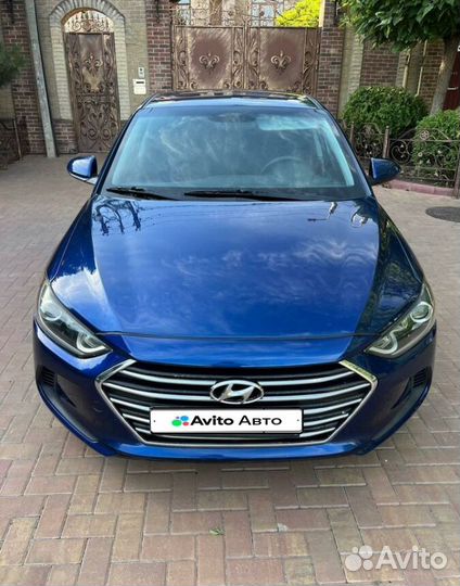 Hyundai Elantra 2.0 AT, 2018, 71 348 км
