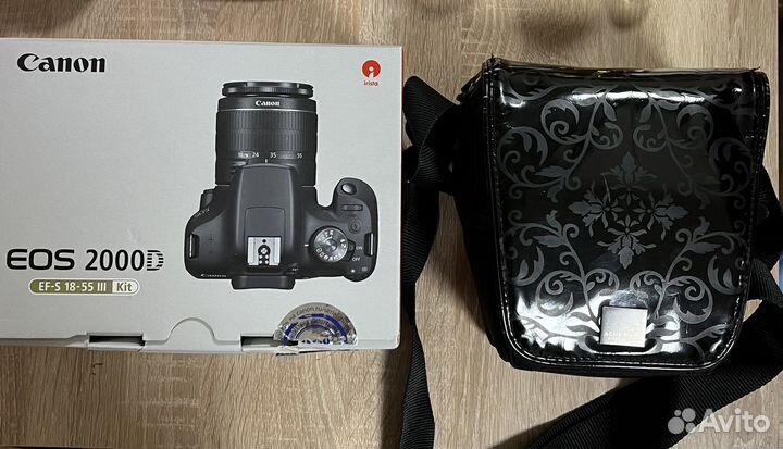 Зеркальный фотоаппарат