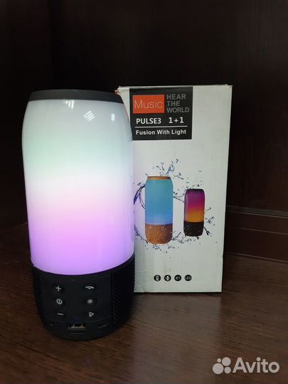 Блютуз колонка с светомузыкой