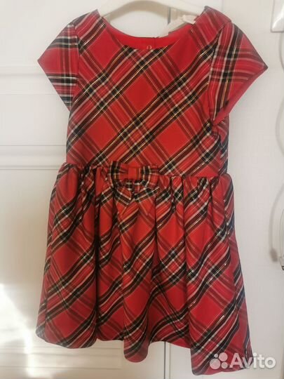 Платье праздничное 116