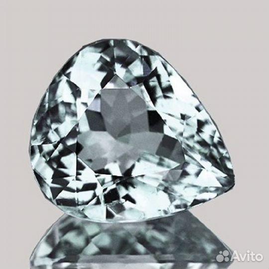Аквамарин натуральный 3,86Ct 12х11мм VVS Blue