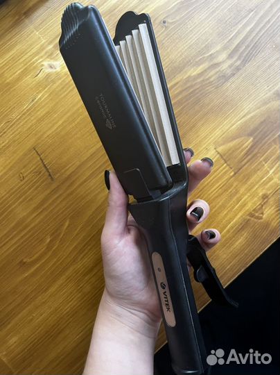 Vitek плойка для волос гофре