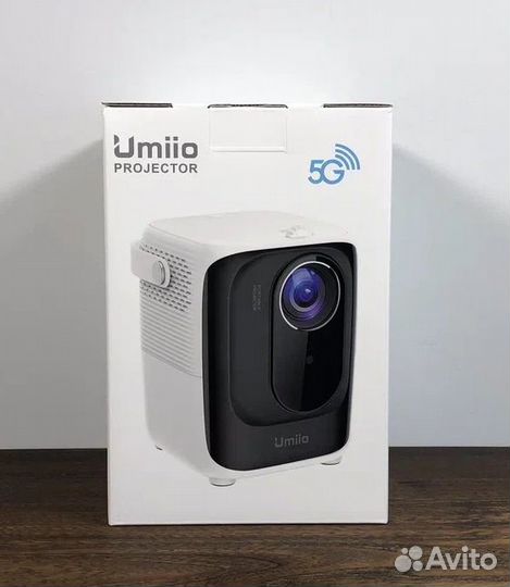 Мини проектор umiio