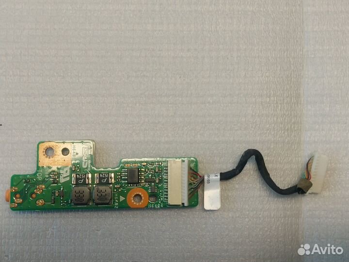 Кнопка включения Asus N750