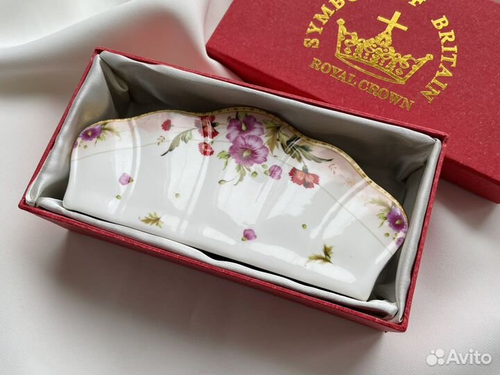 Салфетница фарфоровая Royal Crown новая