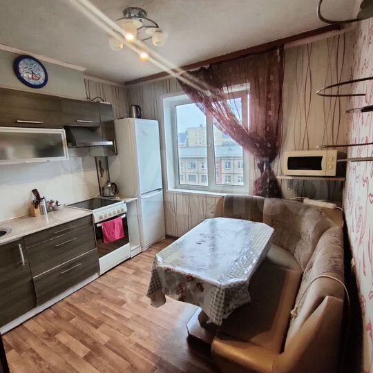 2-к. квартира, 49 м², 6/9 эт.