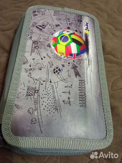 Книги и учебные пособия