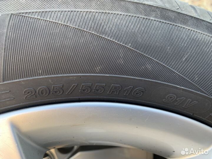 Yokohama Bluearth ES32 205/55 R16 91S