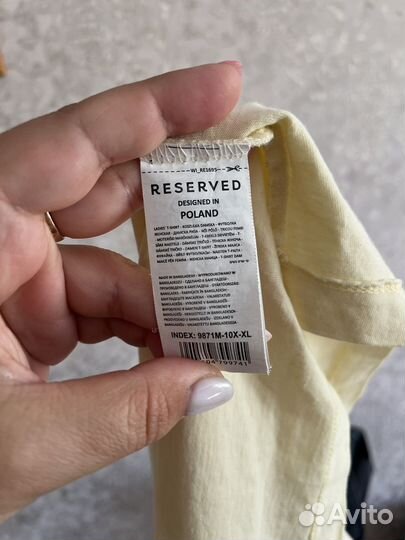 Футболка reserved