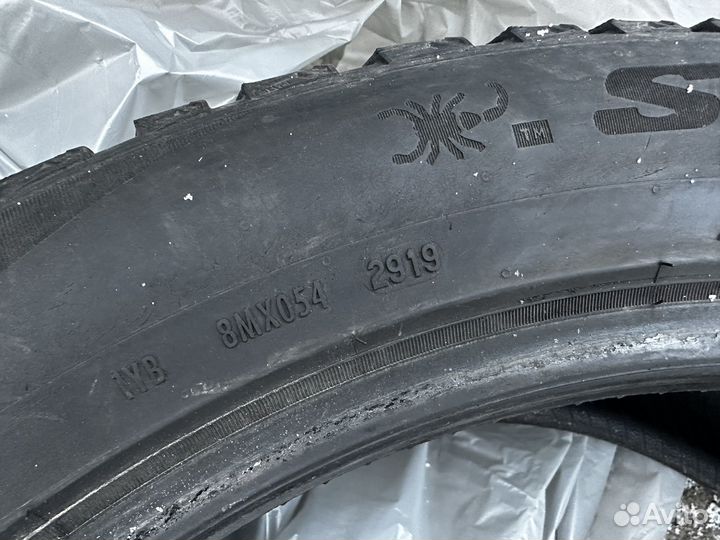 Pirelli Scorpion Ice Zero 2 275/45 R21