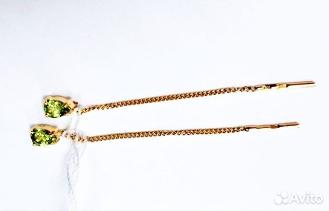 Золотые серьги с камнем