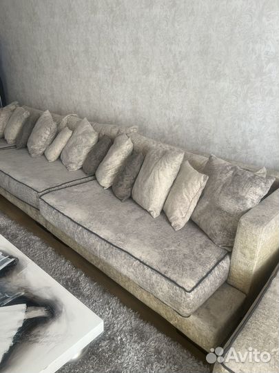 Большой угловой диван