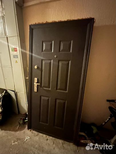 Дверь входная