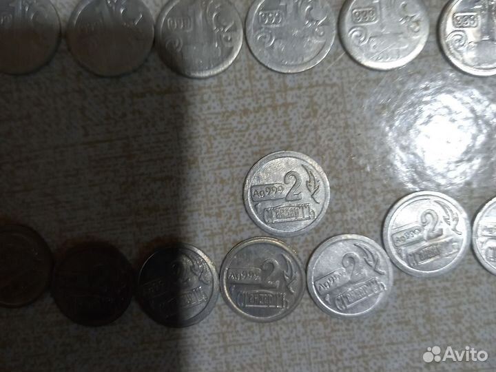 Серебрянные монеты проба 999