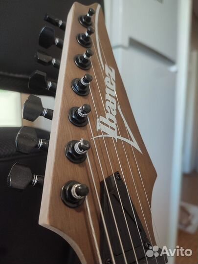 Ibanez RG7421-WNF Электрогитара 7 струн