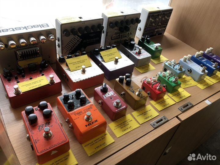 Примочки, гитарные эффекты в ассортименте