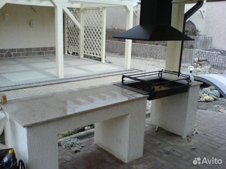 Барбекю зона, на загородном участке