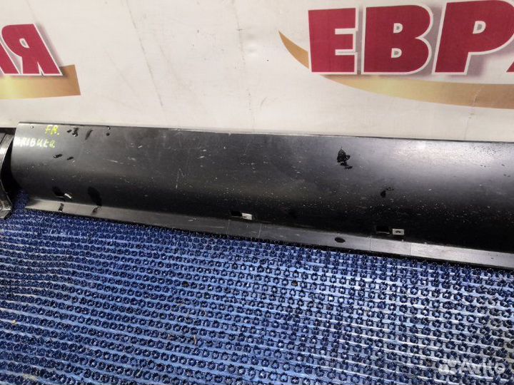 Накладка на порог правая Mazda Tribute epew YF