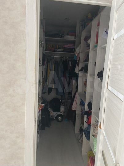 3-к. квартира, 56 м², 3/5 эт.