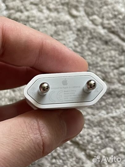 Оригинальный адаптер Apple