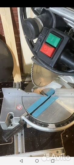Торцовочная пила makita