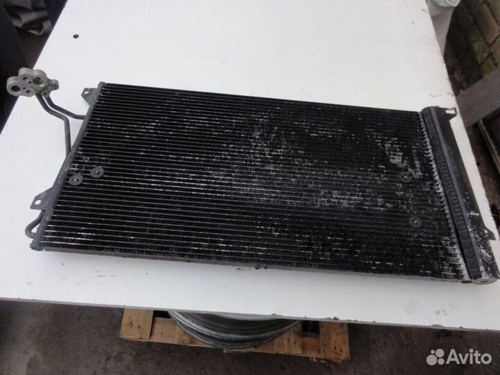 Радиатор кондиционера (конденсер) Audi Q7 4L 4.2