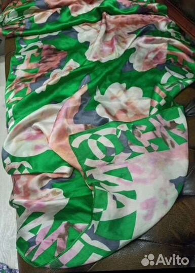 Палантин шелковый 175х65 италия