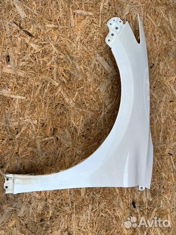 Переднее левое крыло 089 Toyota camry v70