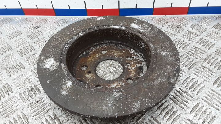 Диск тормозной задний Toyota RAV4 3 (XA30) 2008