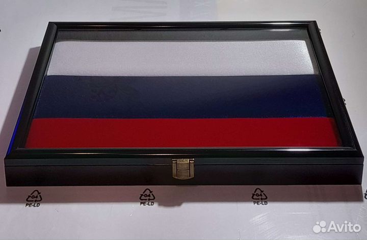 Витрина для медалей Флаг России 30х40