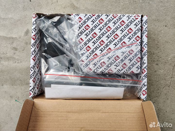 Пневматическая дрель с реверсом