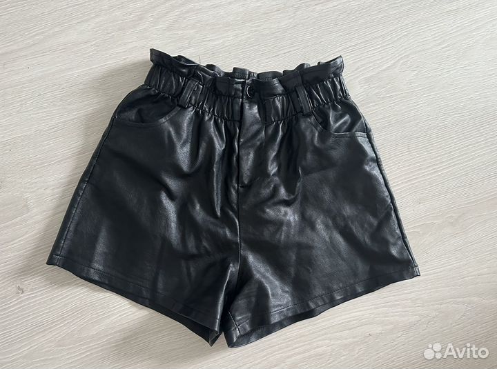 Шорты женские