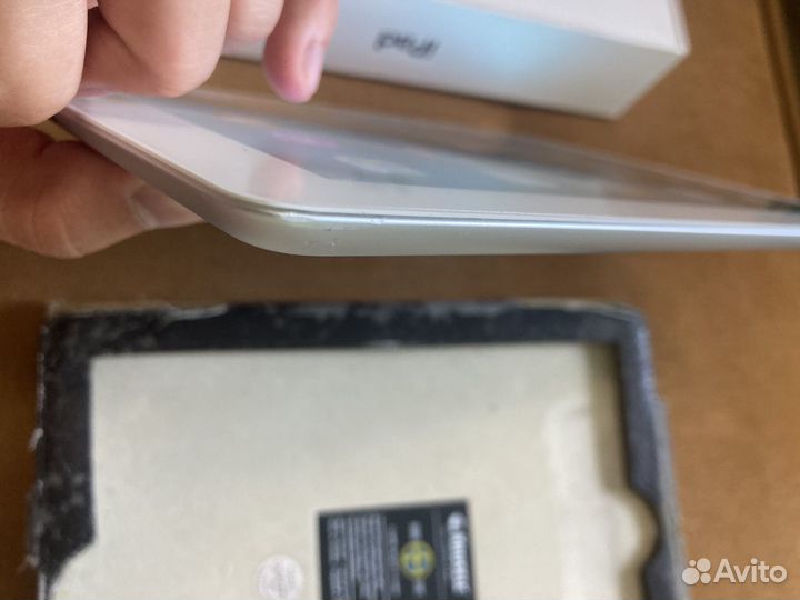 iPad 2 Wi-Fi 3G 16GB