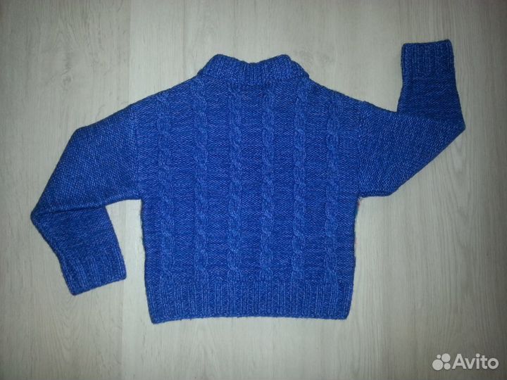 Свитер для малыша (6 мес+). Ручная работа. Новый