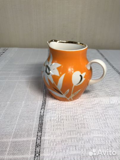 Молочник (сливочник) СССР Дулево