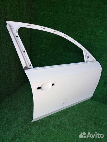 Дверь боковая передняя правая Audi A4 B8 cdhb