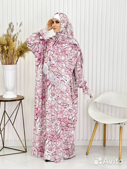 Намазник с пришитым хиджабом (шарф не пришит)