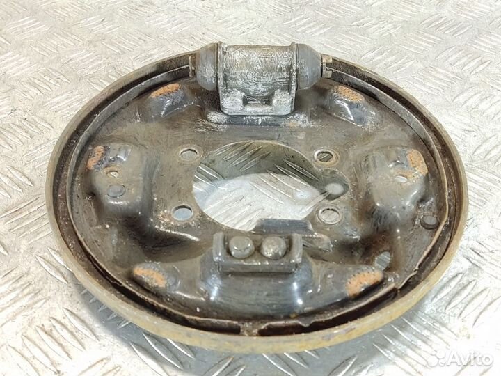 Щит опорный Suzuki Liana 2001-2007