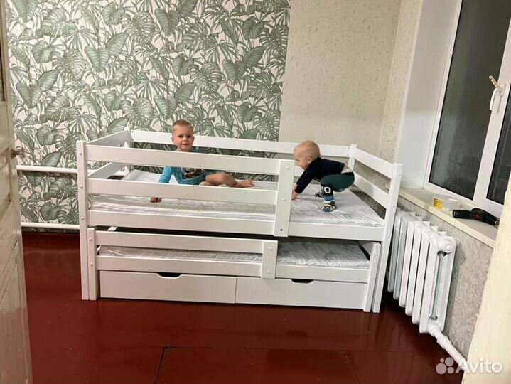 Детская кровать из березы для 2-х детей