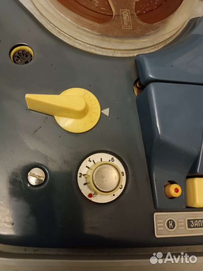 Бабинный магнитофон Комета 1972 г.в