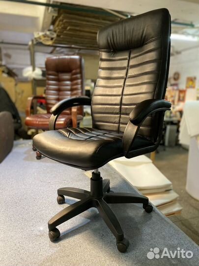 Компьютерное кресло