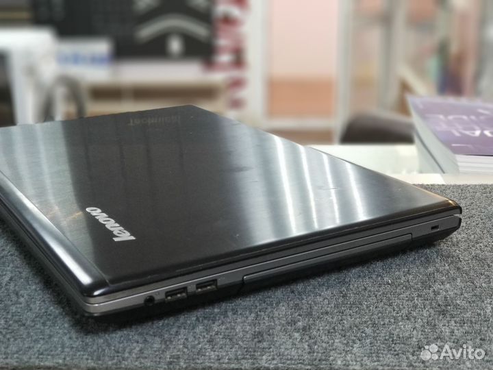 Ноутбук Lenovo IdeaPad Z710