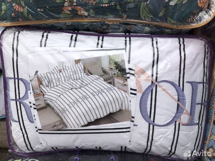 Новые одеяло подушки простынь тренд сезона