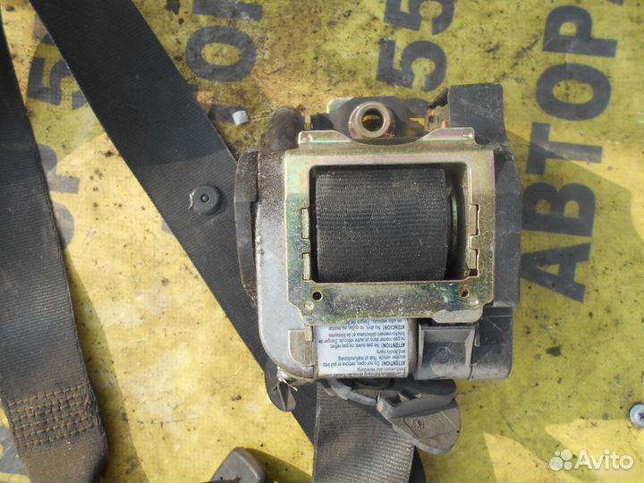 Ремень безопасности передний правый VW Passat (B5)