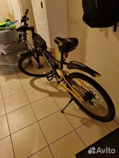 Велосипед. Б/У.спортивный горный городской