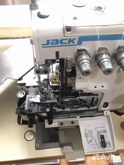 Оверлок jack e3