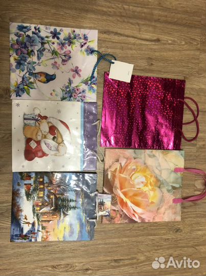 Пакеты бумажные подарочные