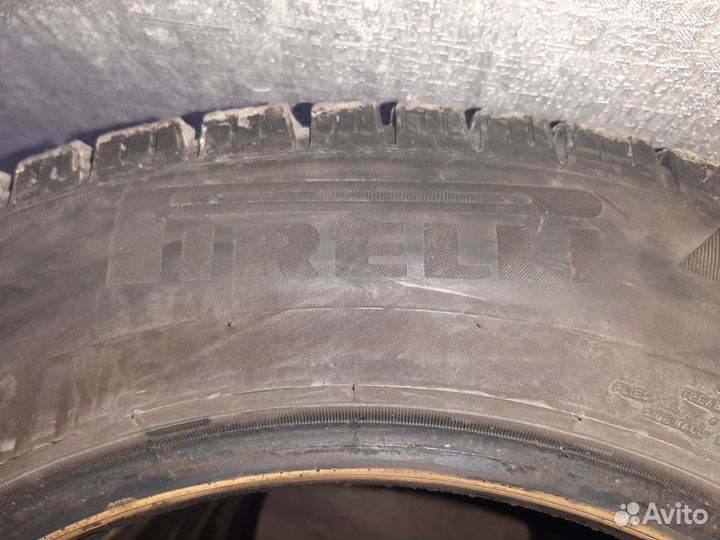 Pirelli Ice Zero 185/65 R15